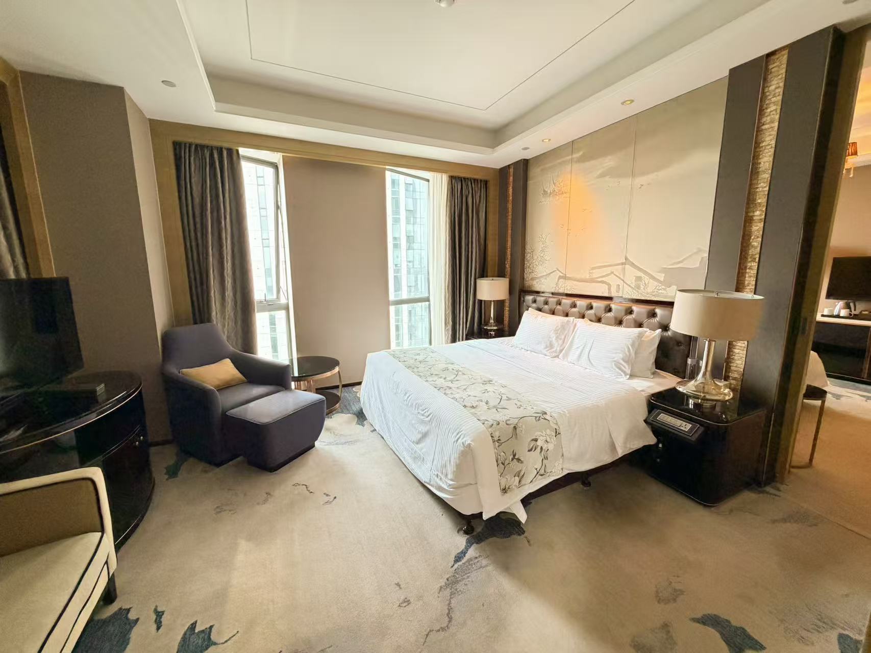 家庭房-两张特大床+斯林百兰床垫+Acca Kappa洗护品