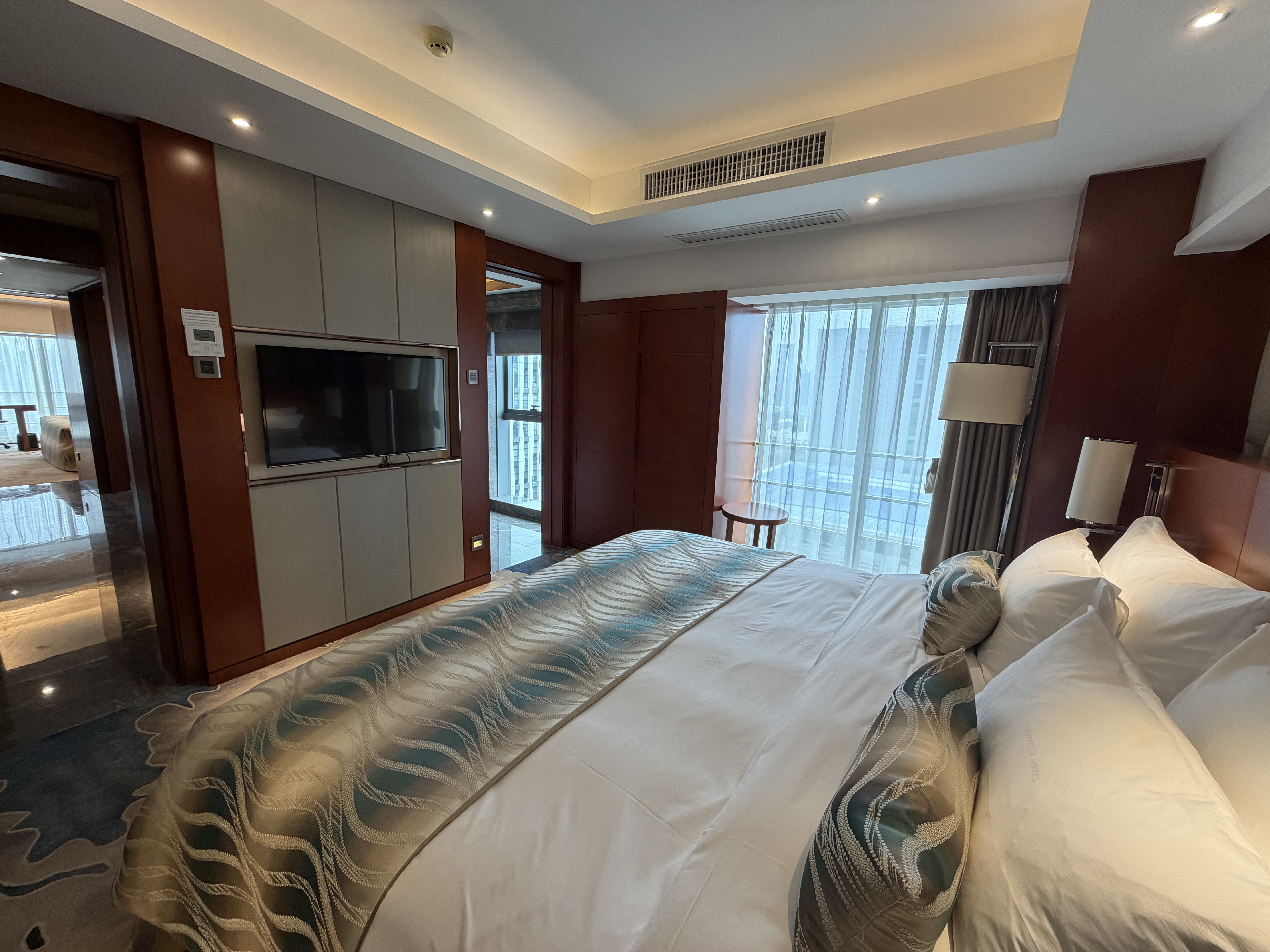 Sentosa Hotel shenzhen(Taoyuan Branch Store)Duplex Suite（four Room）