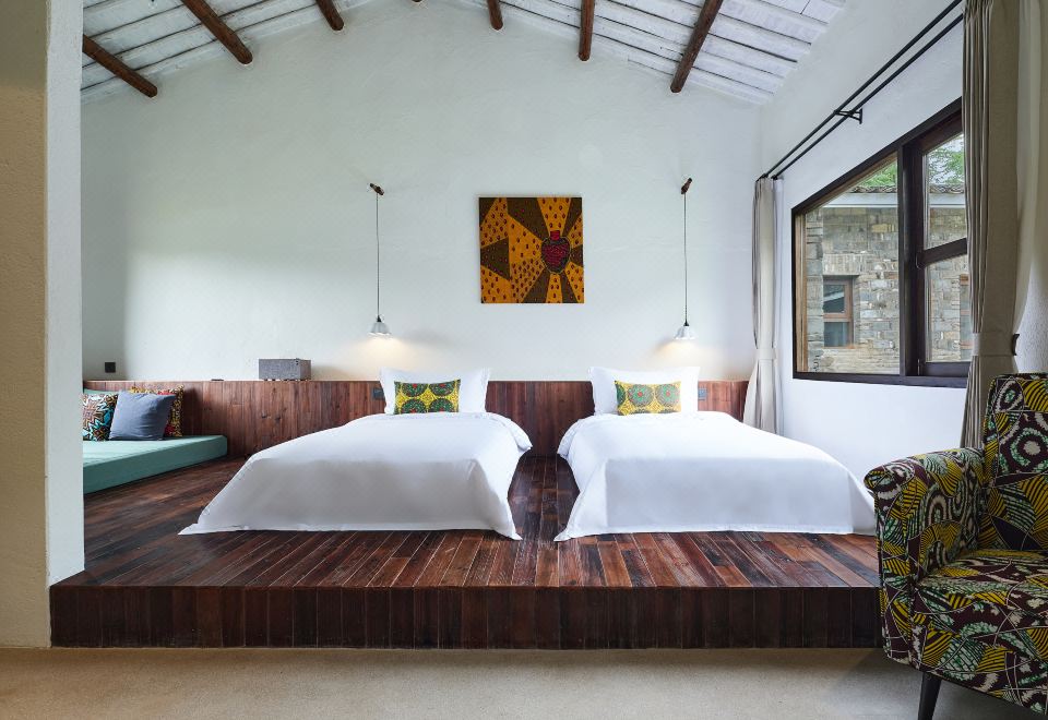 Classic Room - Courtyard-View (Bathtub)