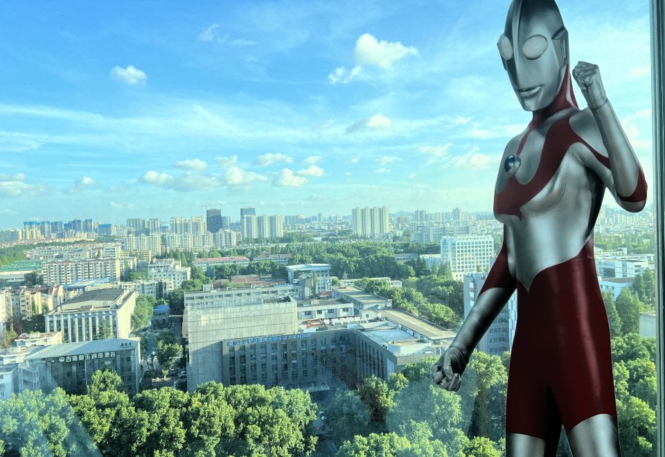 經典奧特曼親子房