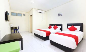 Super OYO 89640 Hotel Pelangi Marang