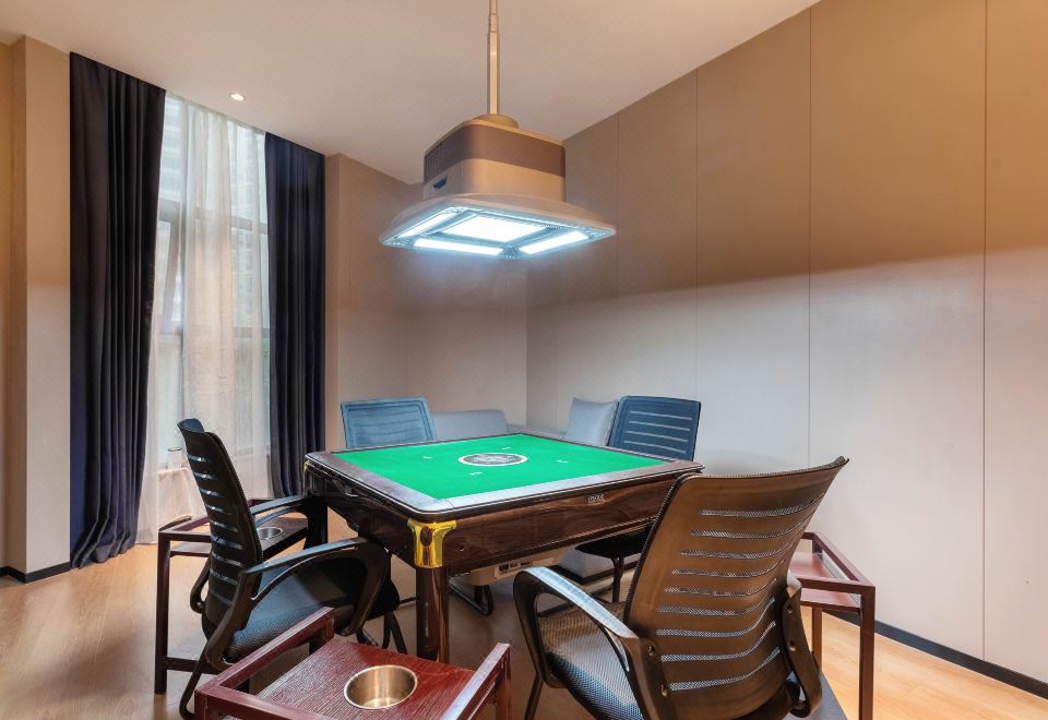 自在雙床房（舒適沙發+慕斯床墊+零壓枕頭+mini吧）