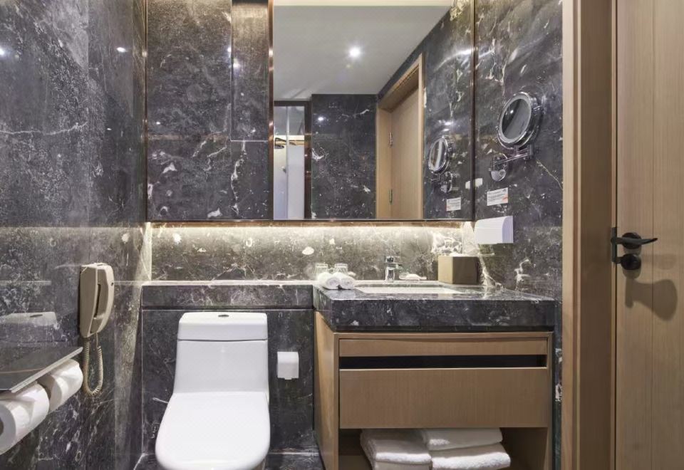 豪生行政大床房