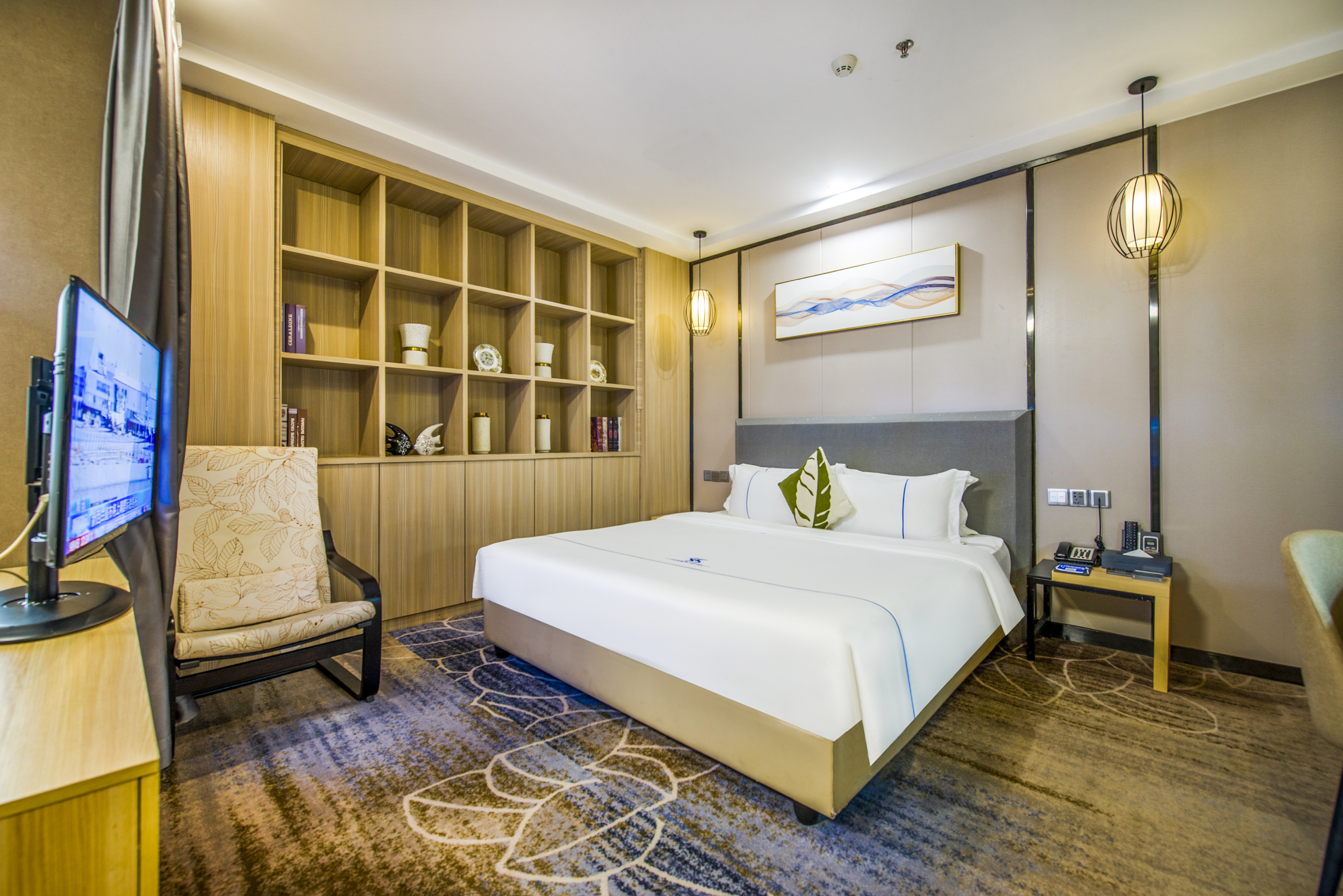 高級行政套房『輕奢床品+專屬會客廳+超奢享受』