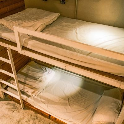 雙床間（共用浴室） 臺中62巷青年旅居優惠