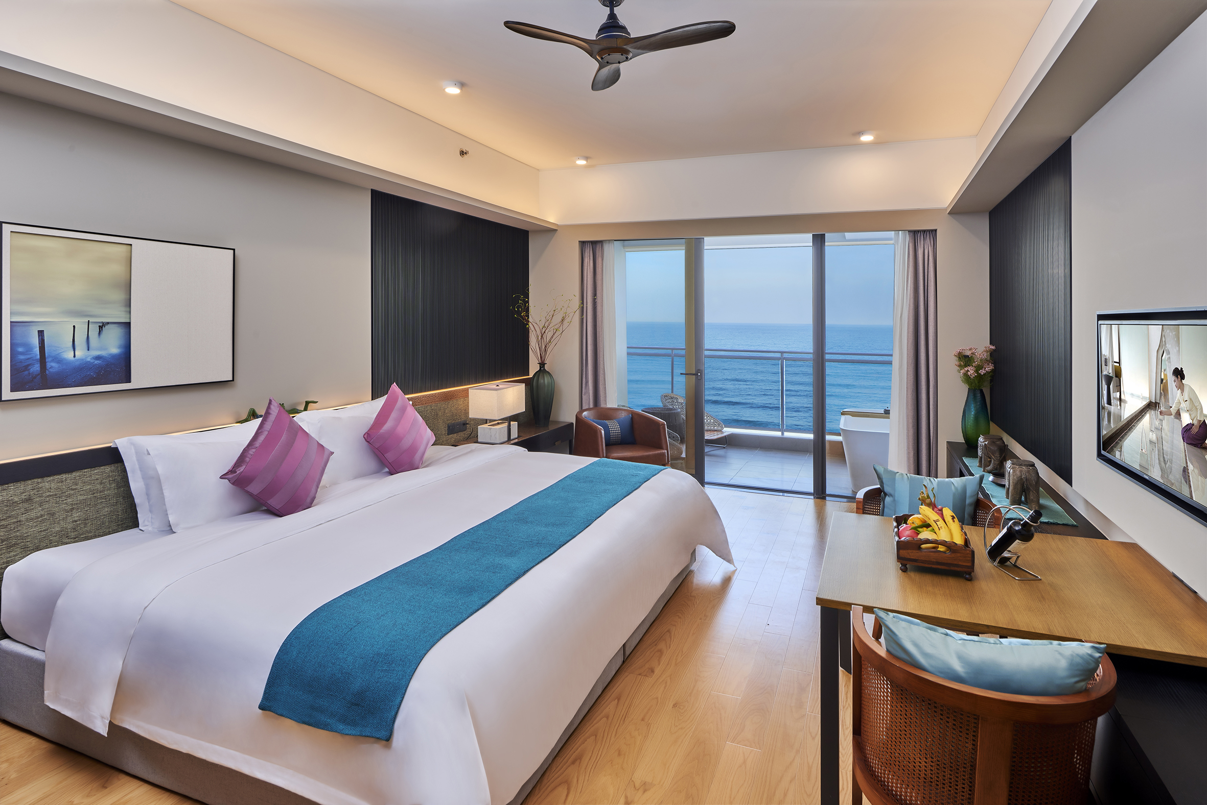 天际180°至尊正海景大床房