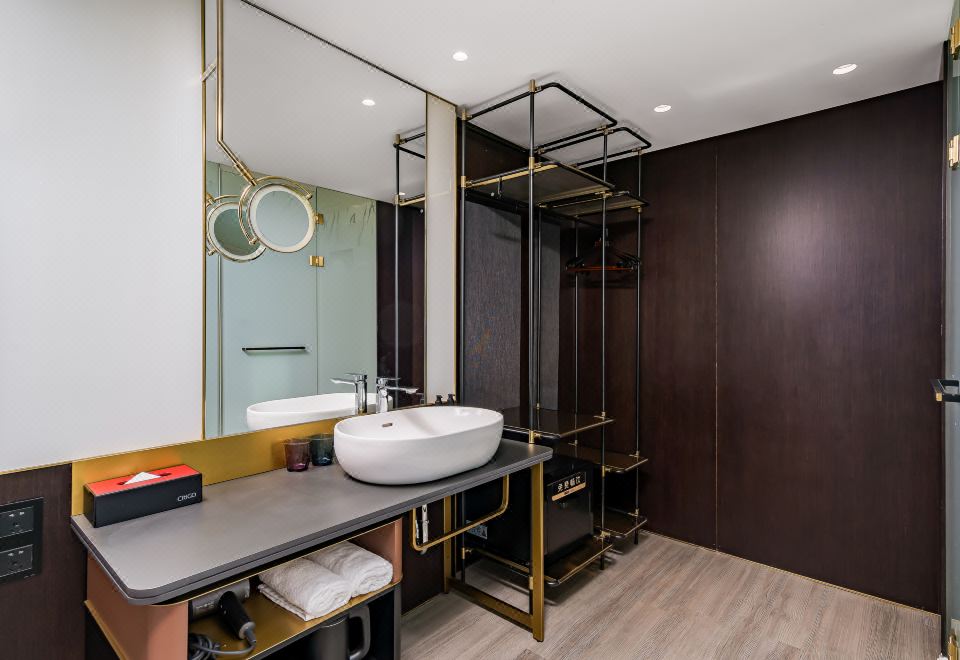 CitiGO Hotel Nanluoguxiang BeijingHuange Superior Loft Suite (Double Layer, Two Double Beds)