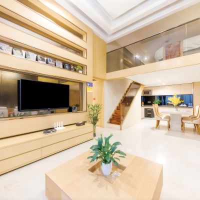 江景複式三房四床套房（網紅江景陽台+雙浴衞） 喜運服務公寓（廣州塔珠江新城店）優惠