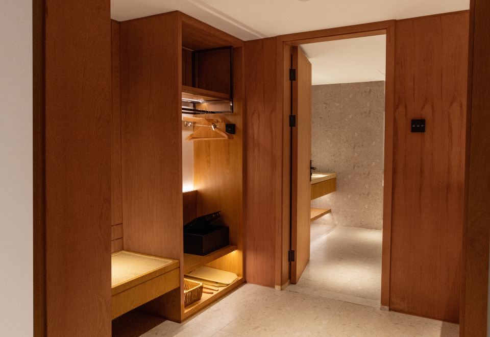 FUZHOU ROYAL HOT SPRING HOTEL & RESORTRoyal Panoramic Suite