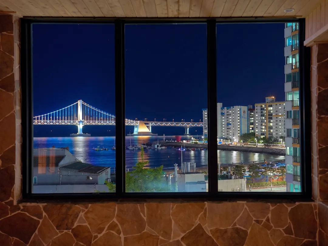Moogm Gwangalli - Busan
