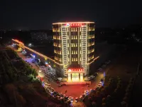 Oriental Hotel (Linyi Feixian Tanyi Industrial Park Branch)