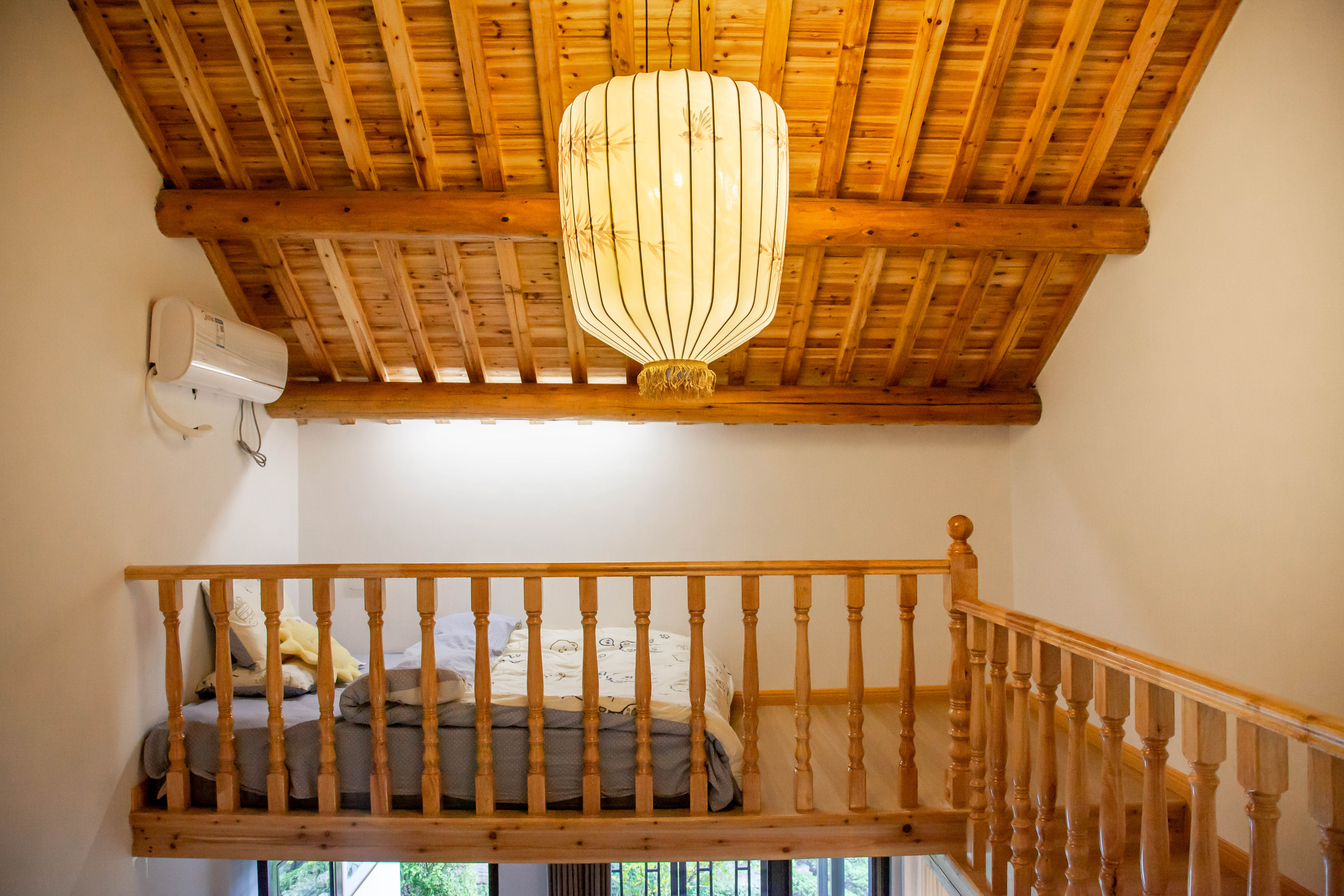 自闲·家庭房（全屋暖气+复式套房+巨幕投影+小童游戏区+戴森吹风机）