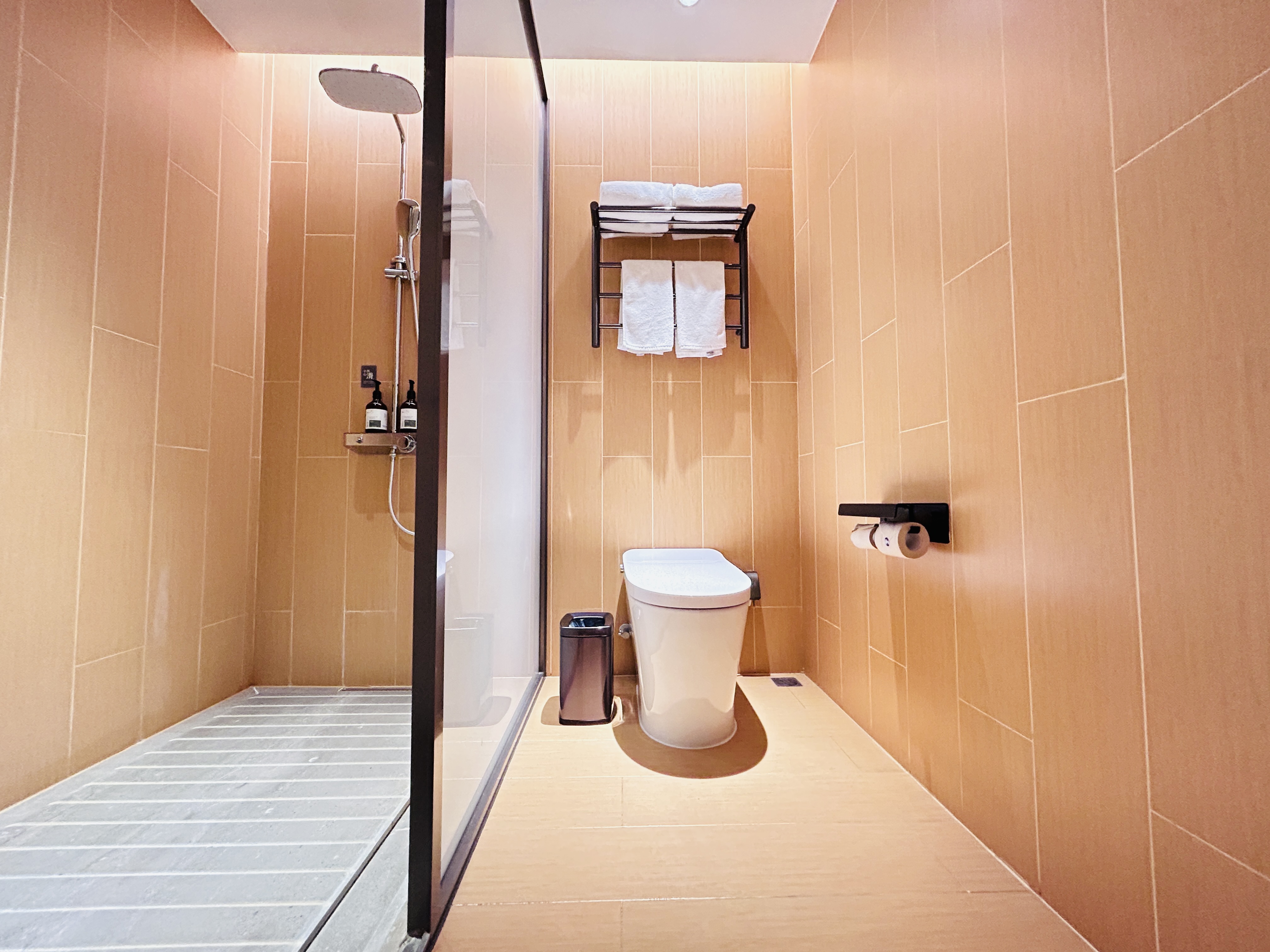 高级双床房【阳光花园|独立空调】