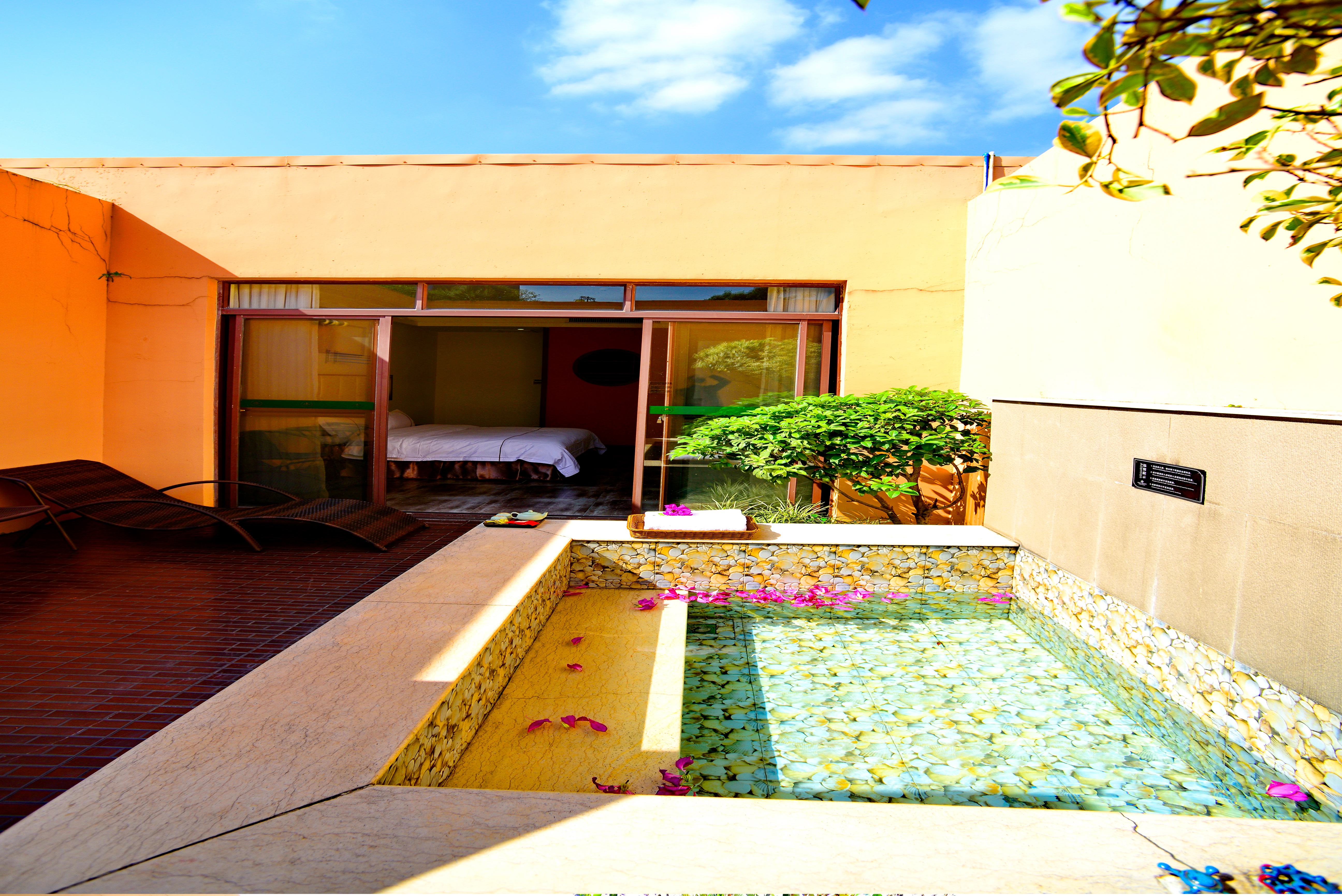 别墅私密双床花园家庭房|独立温泉池