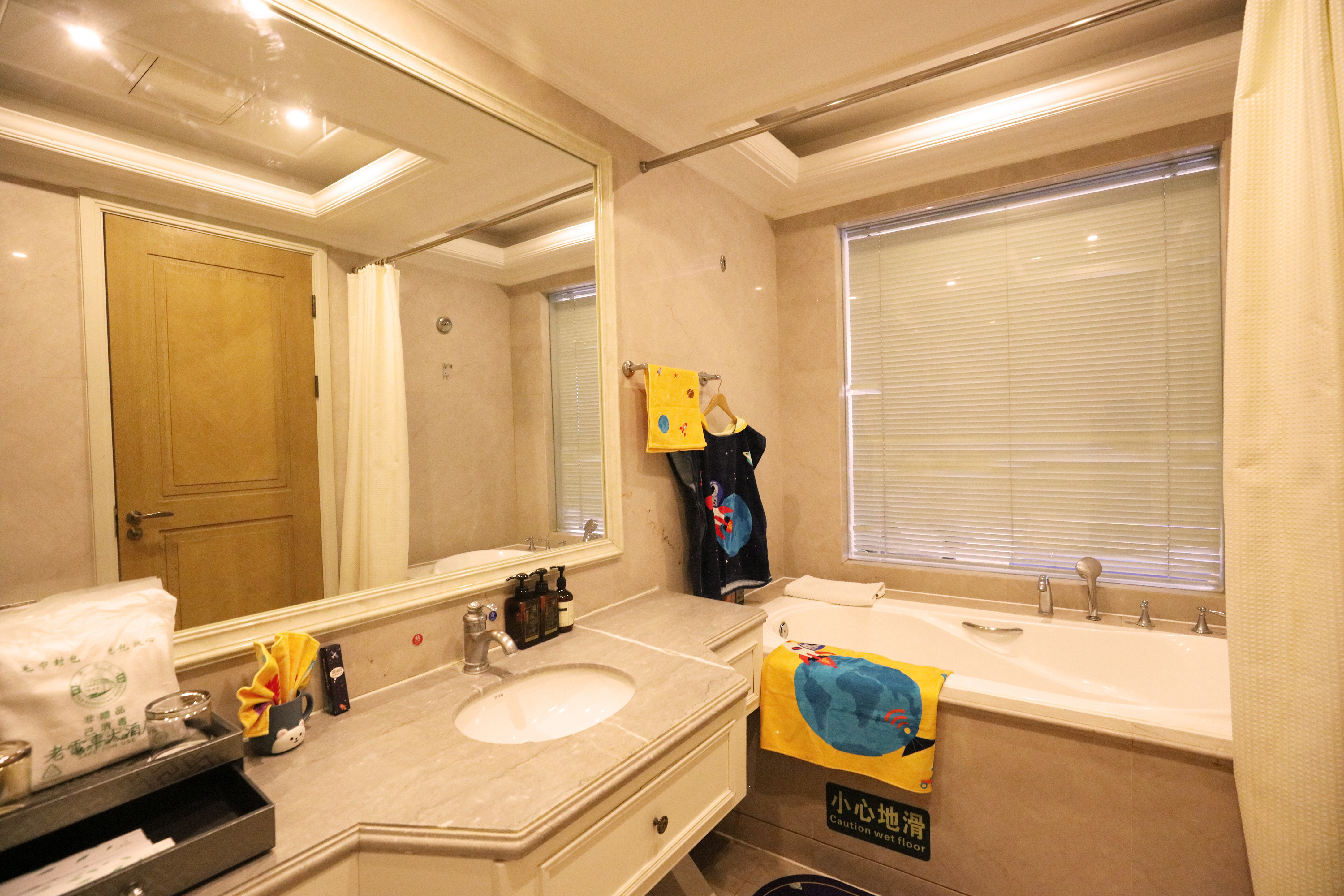 童趣|遨游太空主题房