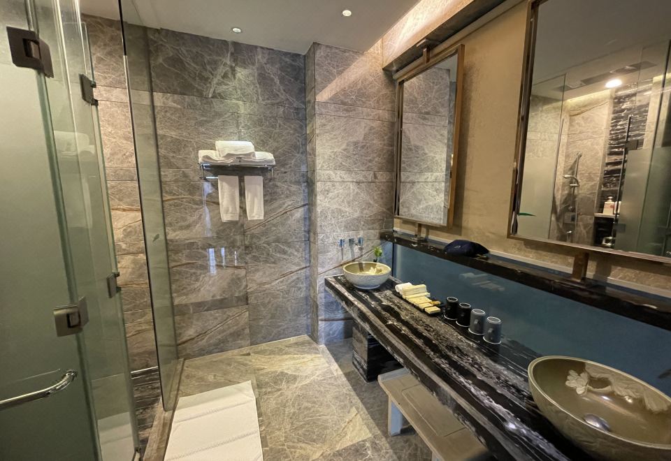 畔山家庭温泉两房别墅-独栋别墅-欢聚家庭泡池