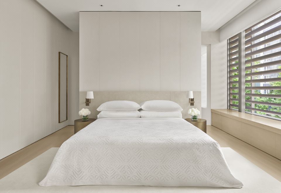 The Singapore EDITIONCuscaden Suite, 1 Bedroom Suite, 1 King, Urban View