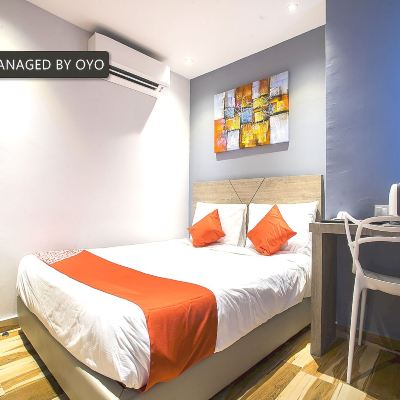 Bilik queen mewah Kupon OYO 1226 Gs Hotels