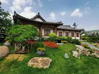 Yunduo · Designer Intelligent Cinema Homestay (Yanji Yanbian University West Market Branch) Отели в г. 