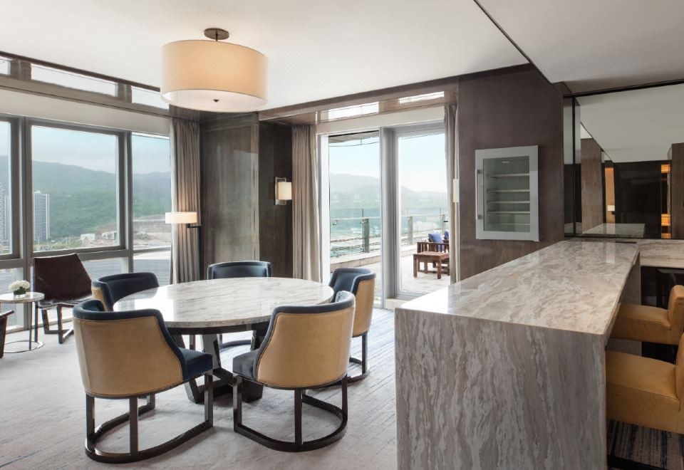 Sheraton Zhuhai HotelAmbassador Suite