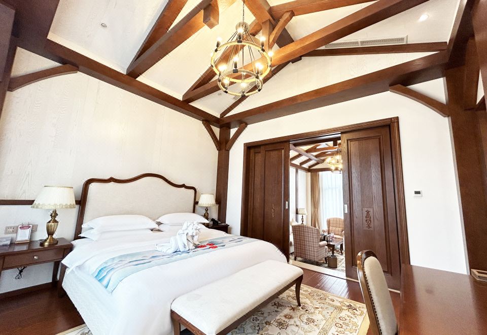 Baihualin Hot Spring Valley HotelLoft Hot Spring Room - 2-Room