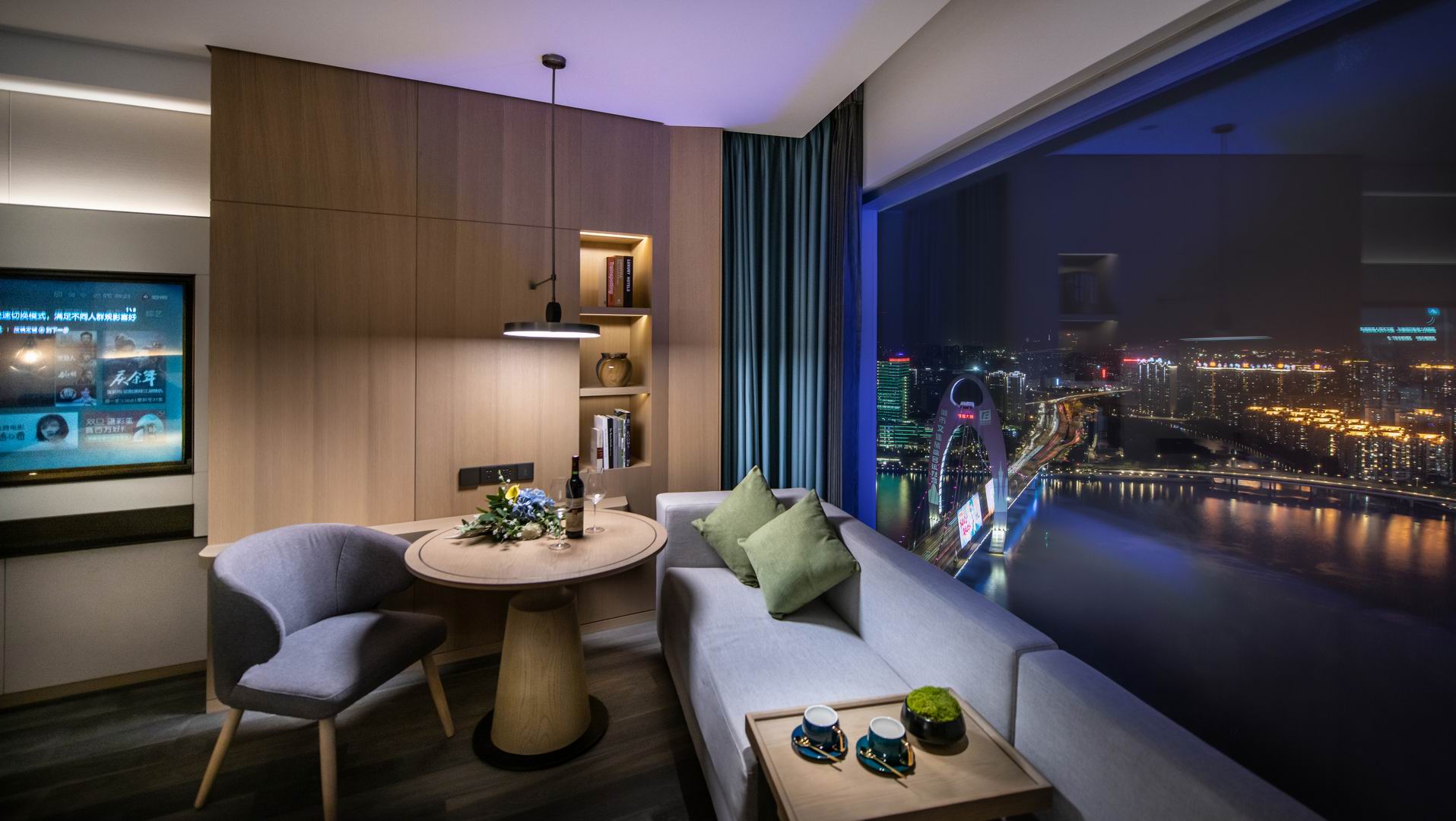 江景雅梦大床房（联动式）