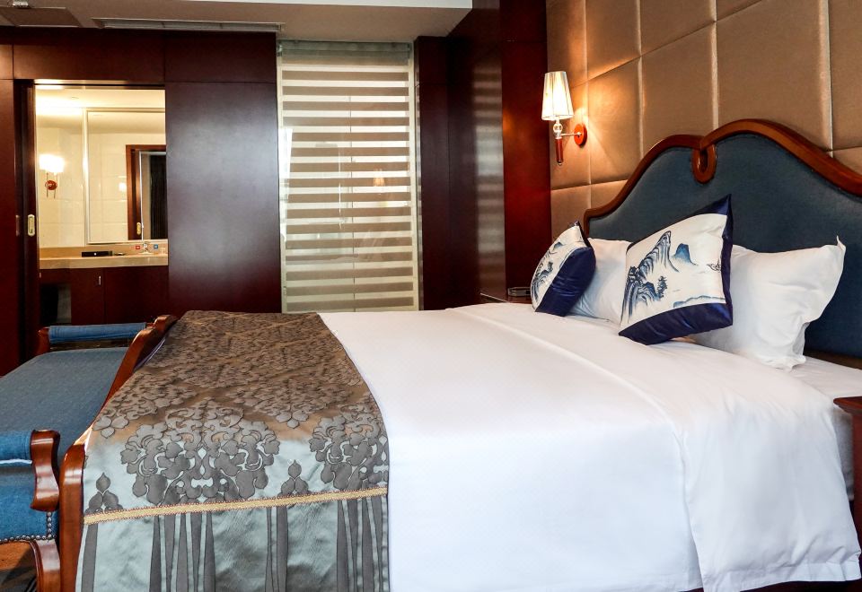 Mushan Qinyuan Meeting Holiday Hotel Superior Suite