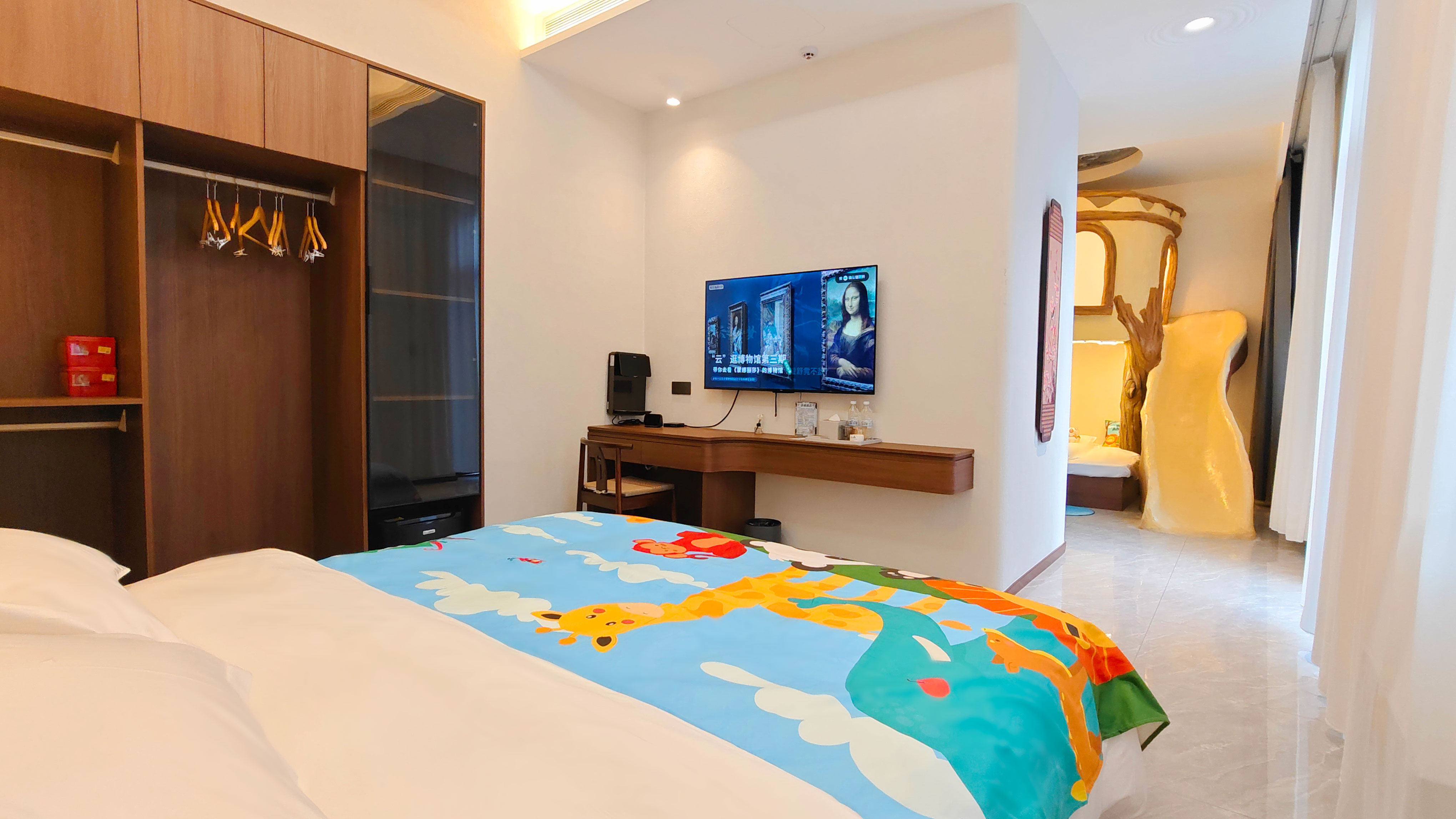 树屋秘境·亲子套房（智能客控+滑梯房+直饮机）