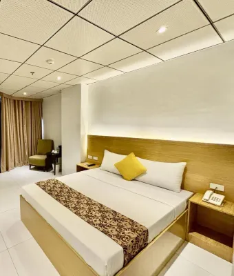 LuxeLite Suites Pasay