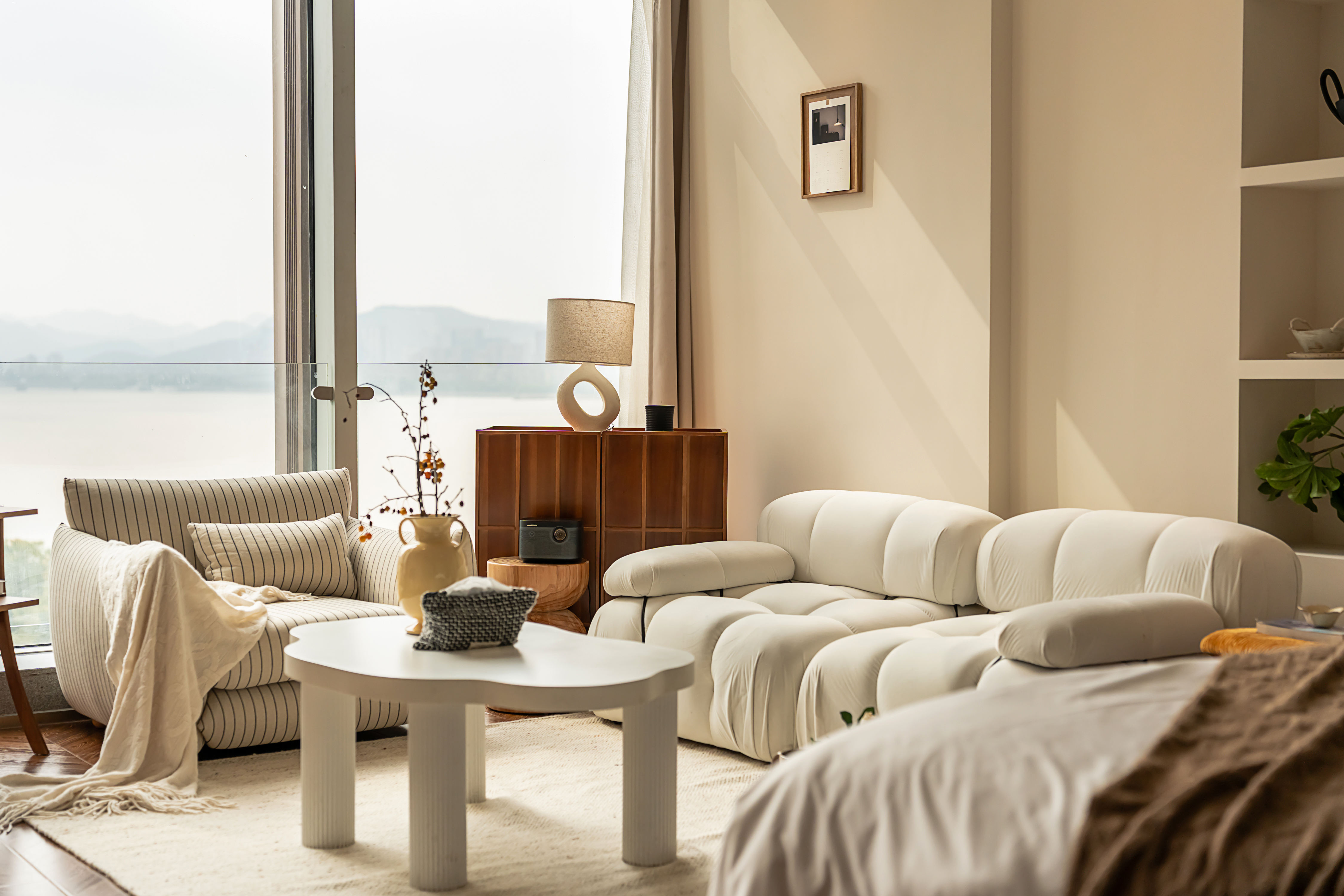 望舒?网红大床房+180°落地窗观江景+巨幕投影