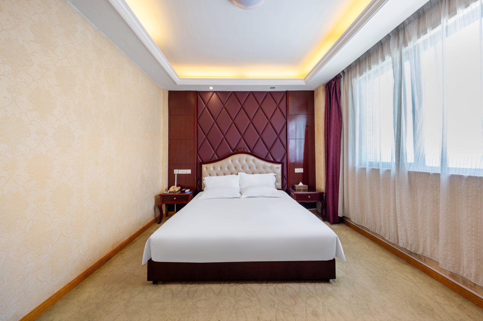 豪华棋牌大床房