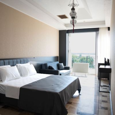 Deluxe Room With Balcony Kronos Hotel Promo Code