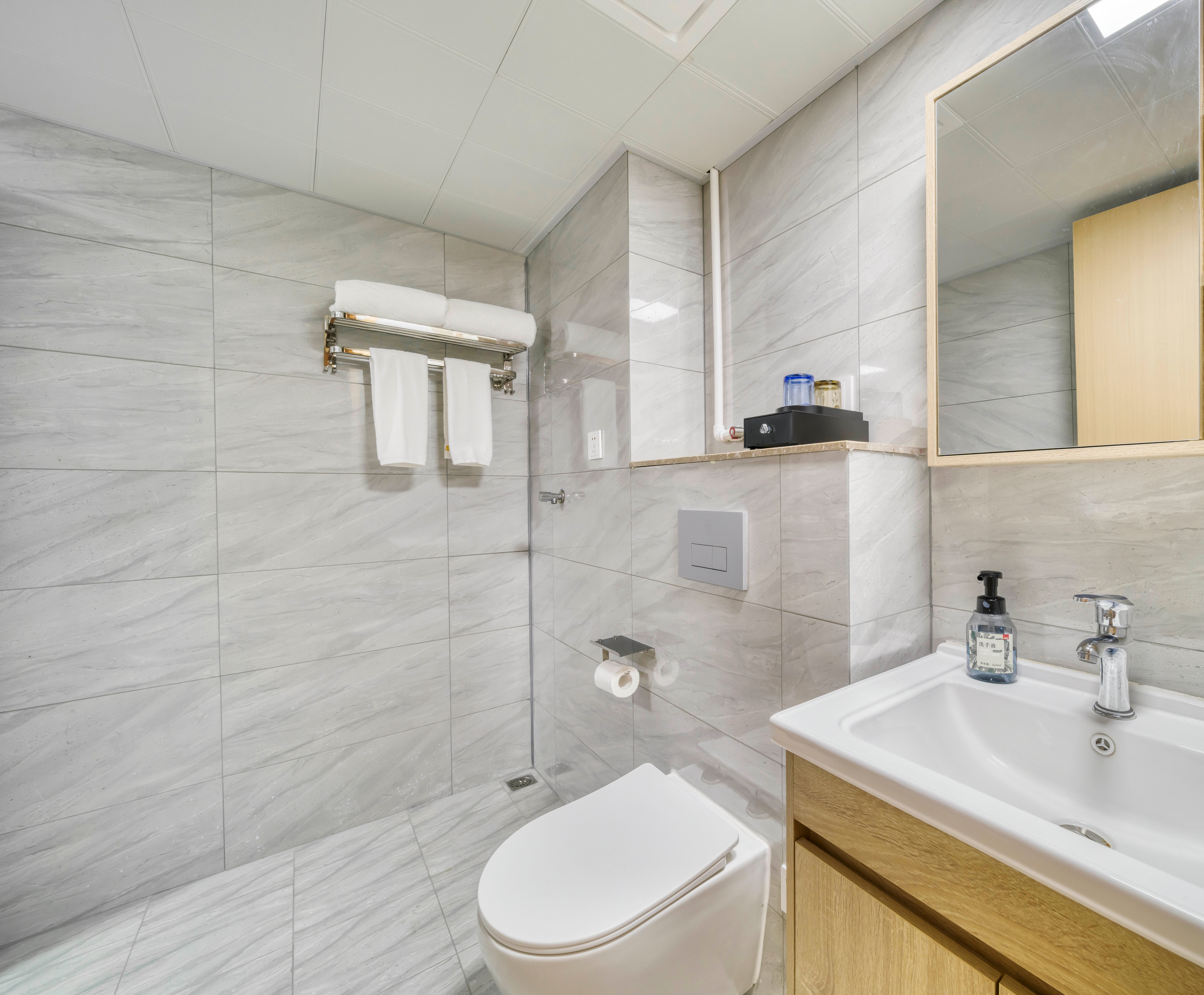 城景飘窗商务双床房