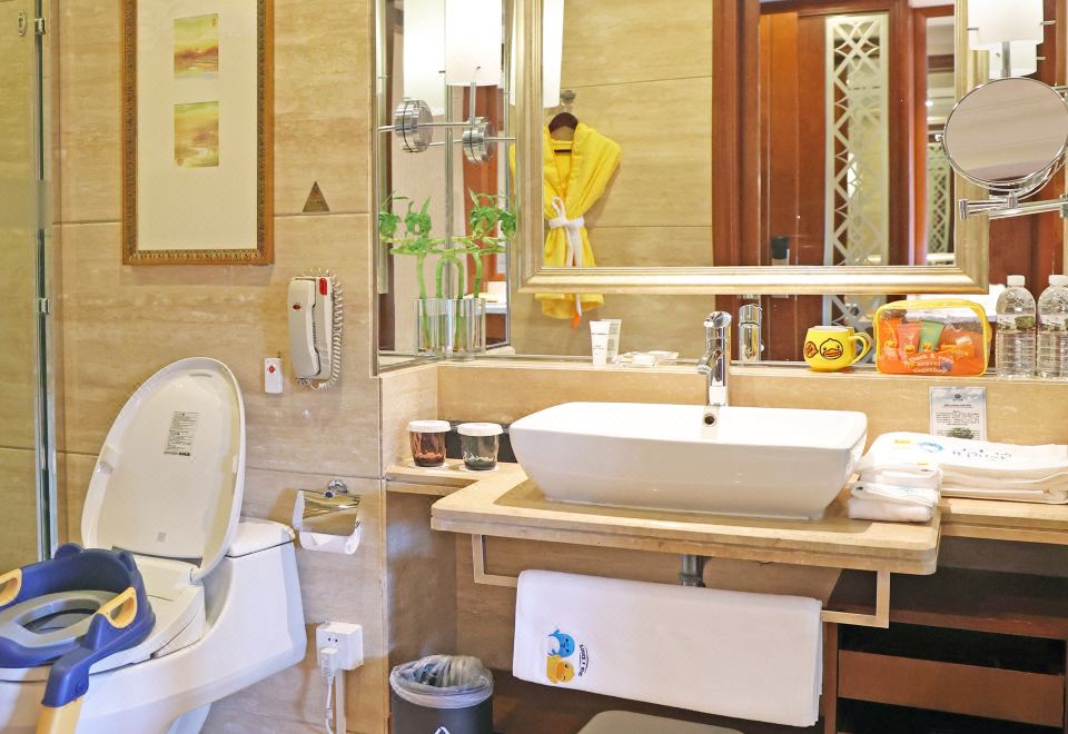 東樓-B.Duck小黃鴨親子大床房