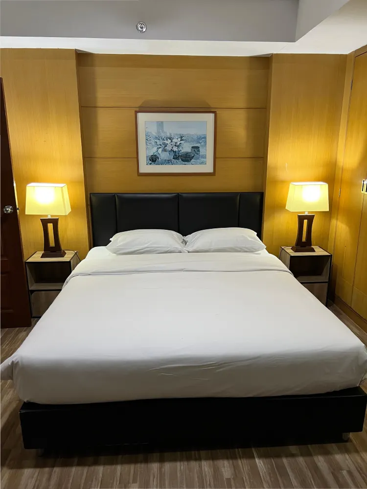 ห้องสวีทหนึ่งห้องนอนพร้อมวิวเมือง