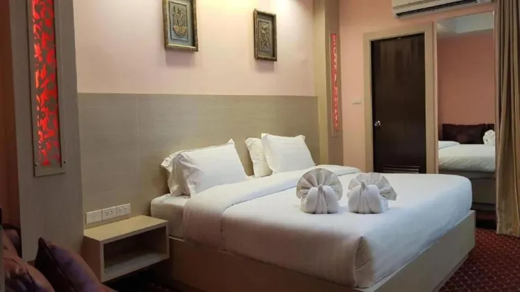 ห้องขนาดใหญ่เตียงคู่หรือเตียงแฝด