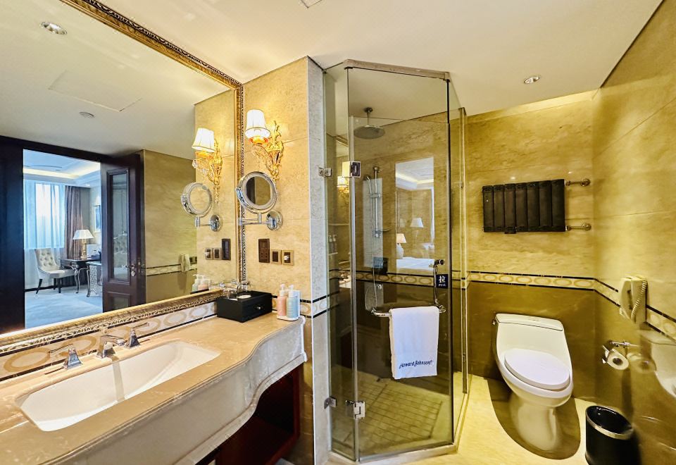 Howard Johnson Domando Plaza WulanchabuGuandan Sports Recreation Suite