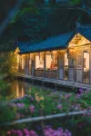 Qujia Courtyard Guesthouse