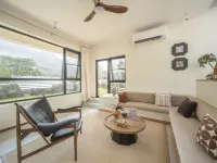 Six Six Mountain Villa (Bailigou Store, Xinxiang)