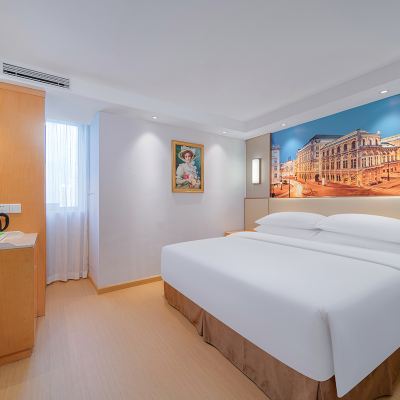 標準大床房 維也納國際飯店（湛江萬達廣場店）優惠