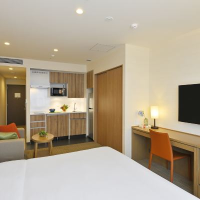 城景特大床套房 洲際飯店集團旗下新大阪假日套房飯店優惠