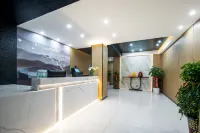 Lanfei Smart Cinema Hotel (Xiangyang 1989 Creative Park Branch)