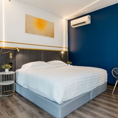 1 Bedroom King Balcony Kupon Regatta Suites