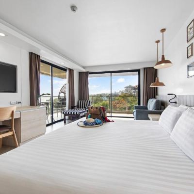 高級拐角房間 芭達雅金色鬱金香海灘度假飯店優惠