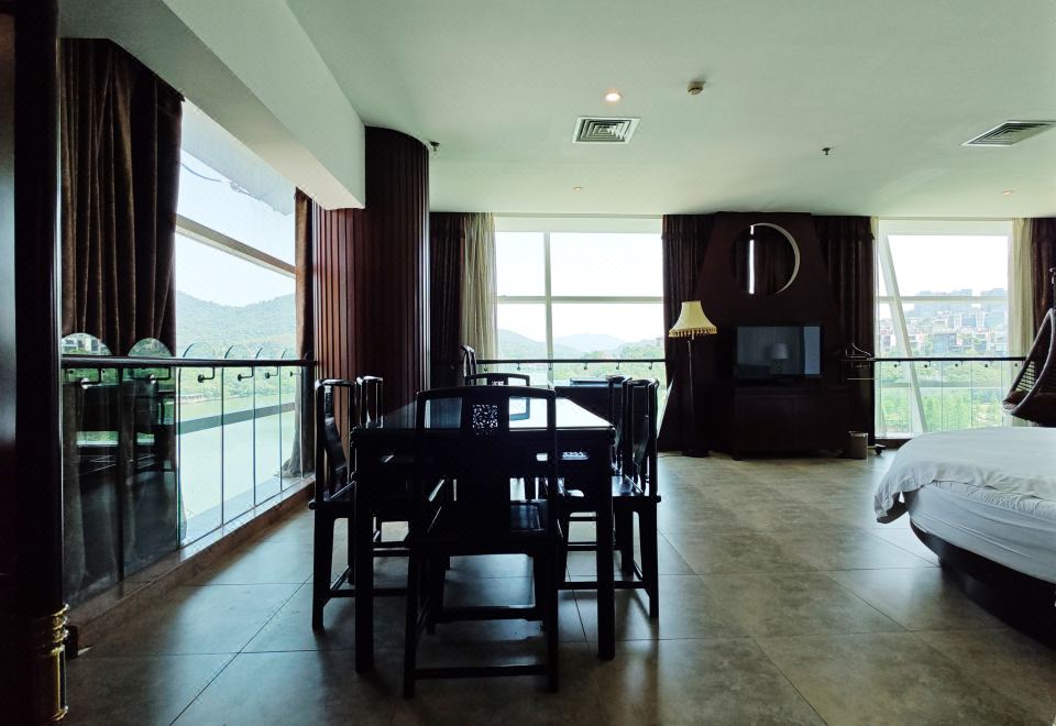 河景豪華套房兩房一廳|獨立溫泉池