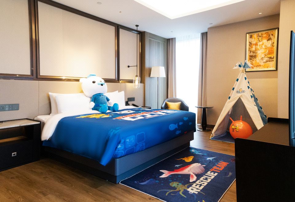 Crowne Plaza Hangzhou LinpingChildren's Themed Room - 2-Bedroom