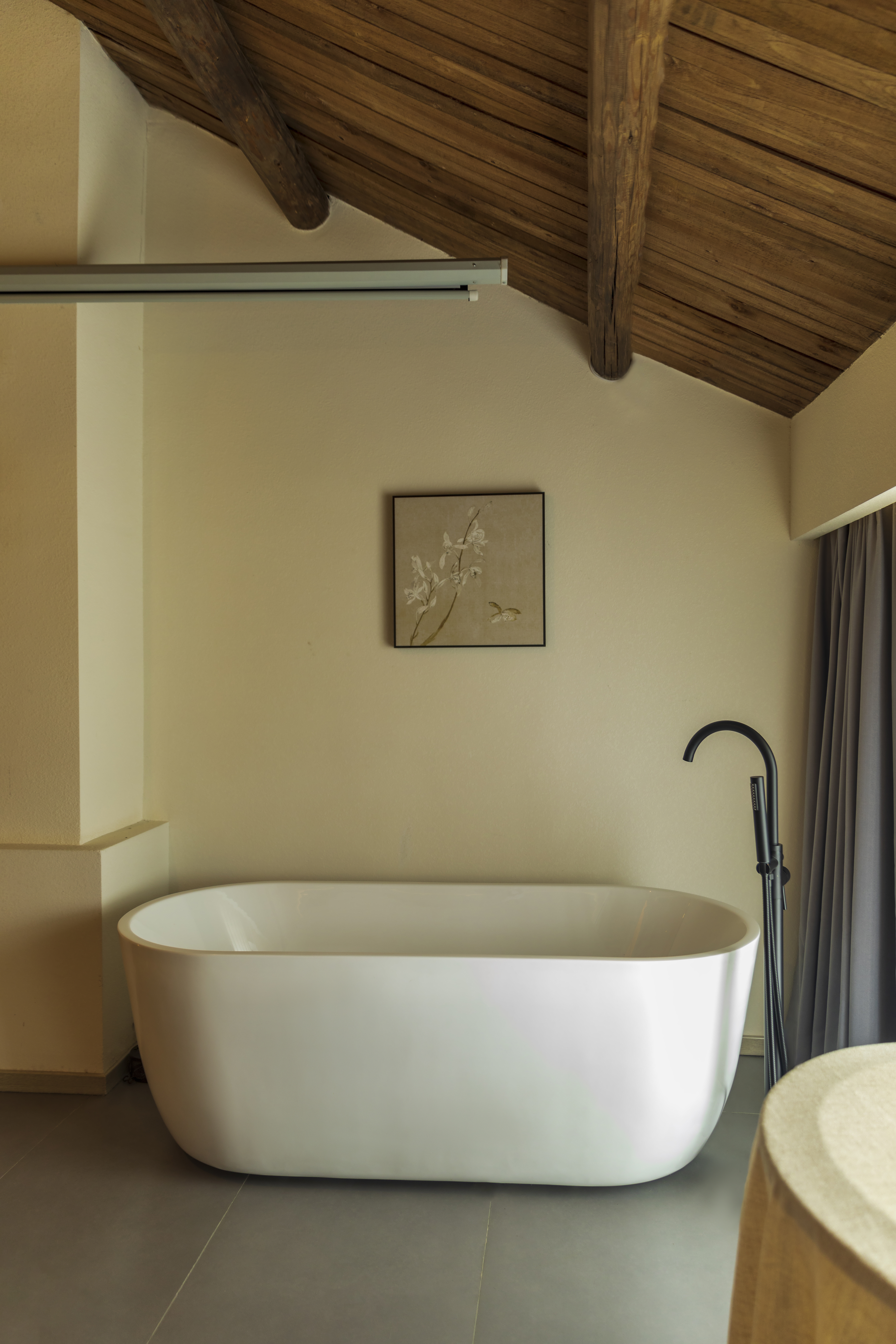 丘壠-攀岩亲子主题房