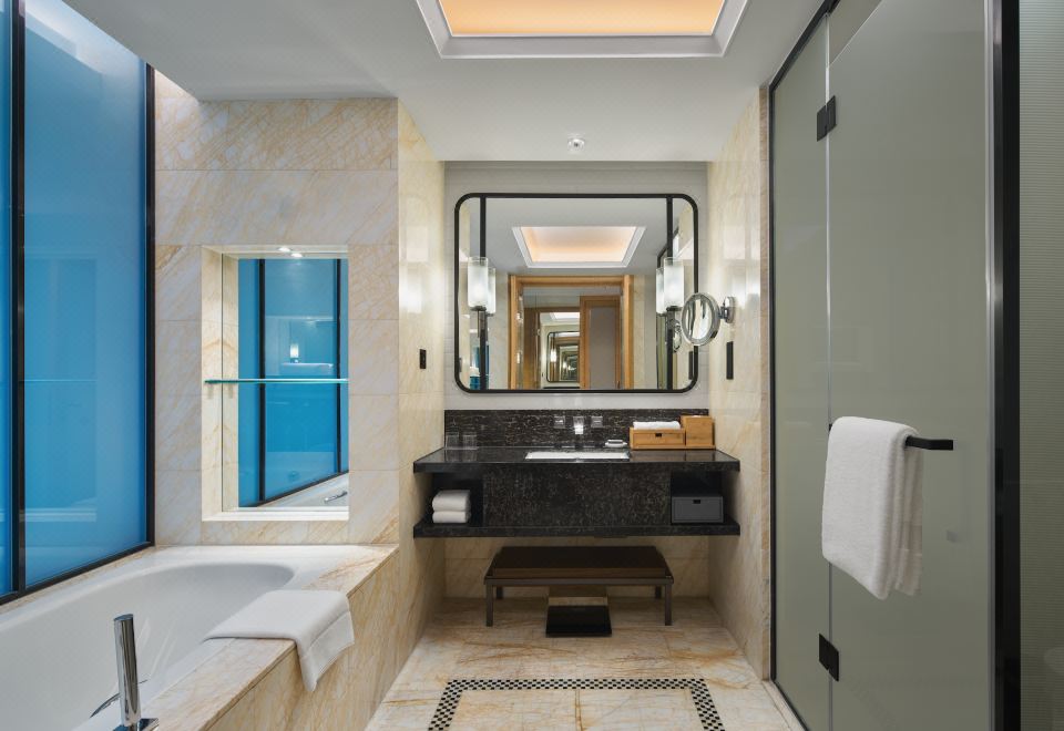 高级江景大床房