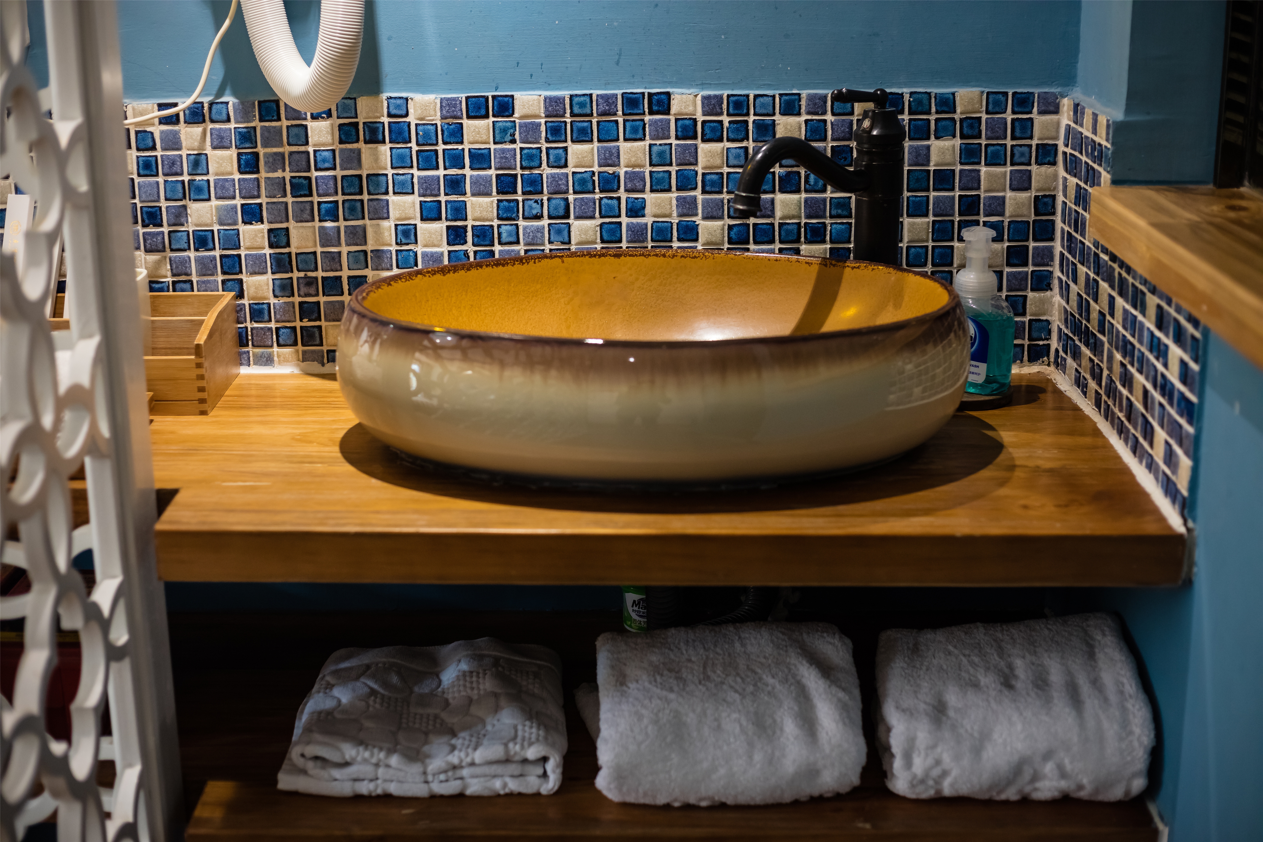 庭苑六卧整栋（6居8床6衞）