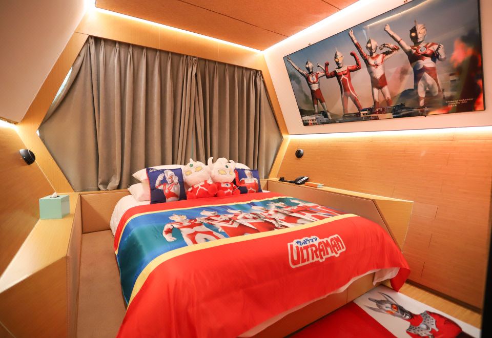 Hangzhou SENBO Nature Park and ResortDouble-bedroom Of The Ultraman-themed Honeycombb